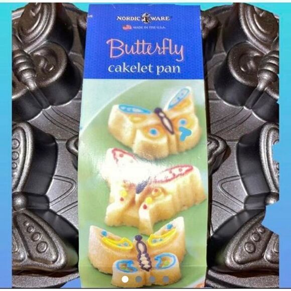 🎁 NIP Nordic Ware Spring/Summer Butterfly Cakelet Pan 7 cup - Picture 1 of 4